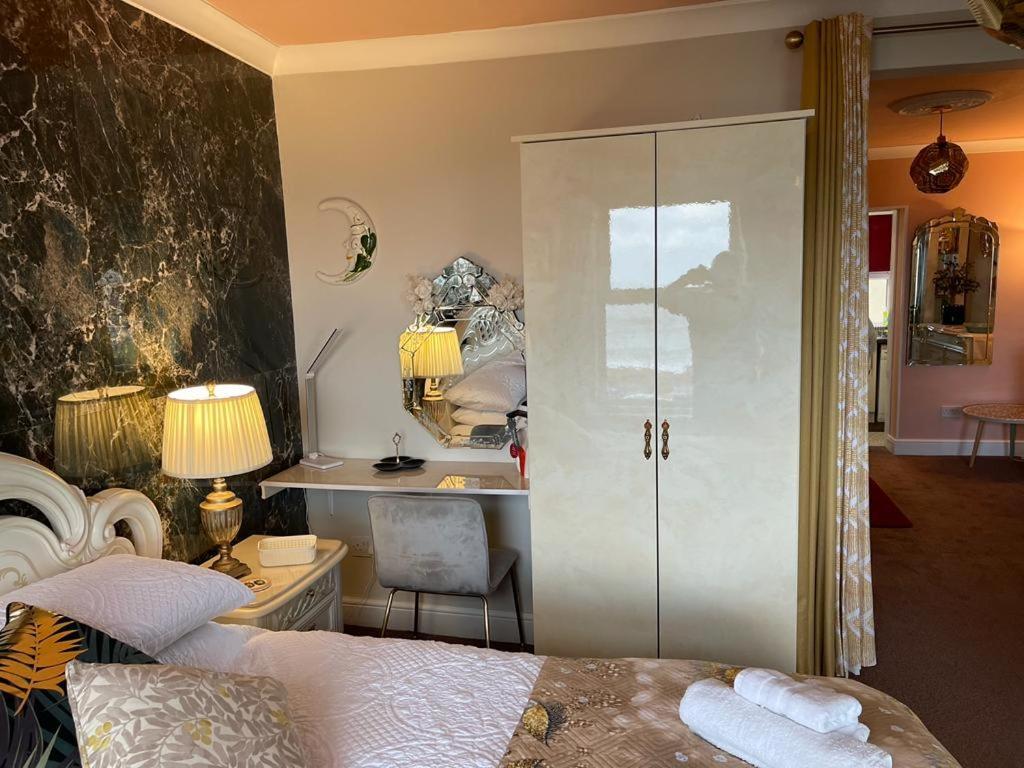 "The Italian" Seafront Apartment Eastbourne Zewnętrze zdjęcie